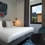 Sowell Les Chevaliers 4* Carcasona