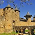 Sowell Les Chevaliers Carcasona