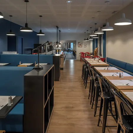 Sowell Les Chevaliers فندق قرقشونه