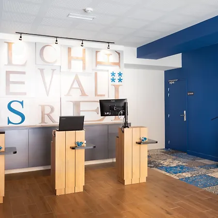 Sowell Les Chevaliers 4*