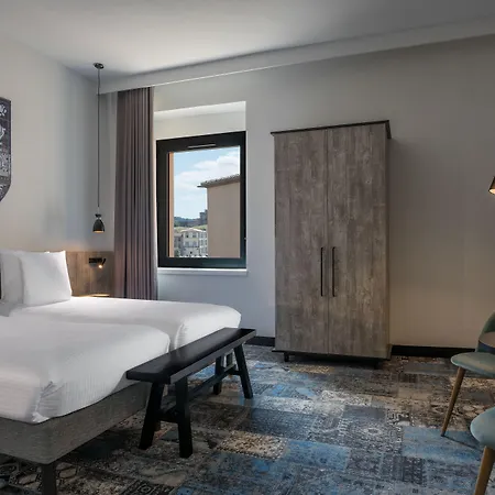 Sowell Les Chevaliers 4* Carcassonne
