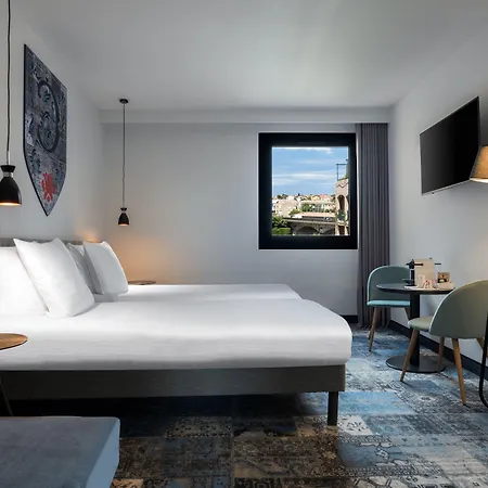 Sowell Les Chevaliers فندق