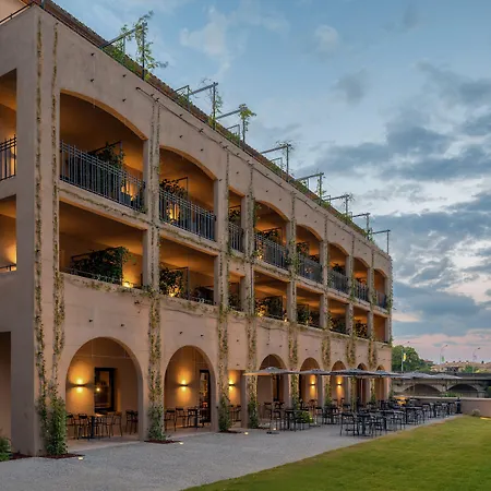 فندق Sowell Les Chevaliers