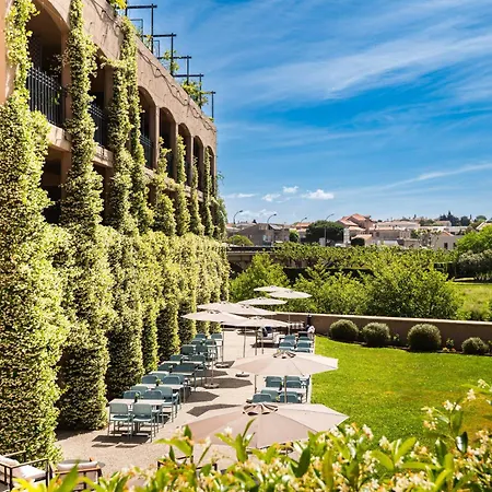 Sowell Les Chevaliers فندق قرقشونه