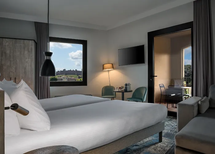 Hotel Sowell Les Chevaliers 4*